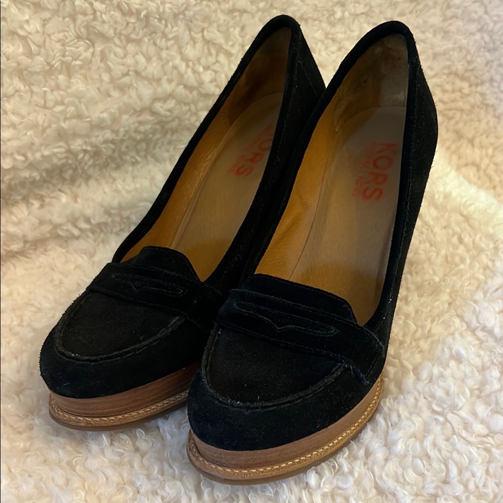 Michael Kors size 9 Black Suede Platform Loafer Pumps with 4 inch Platform heel